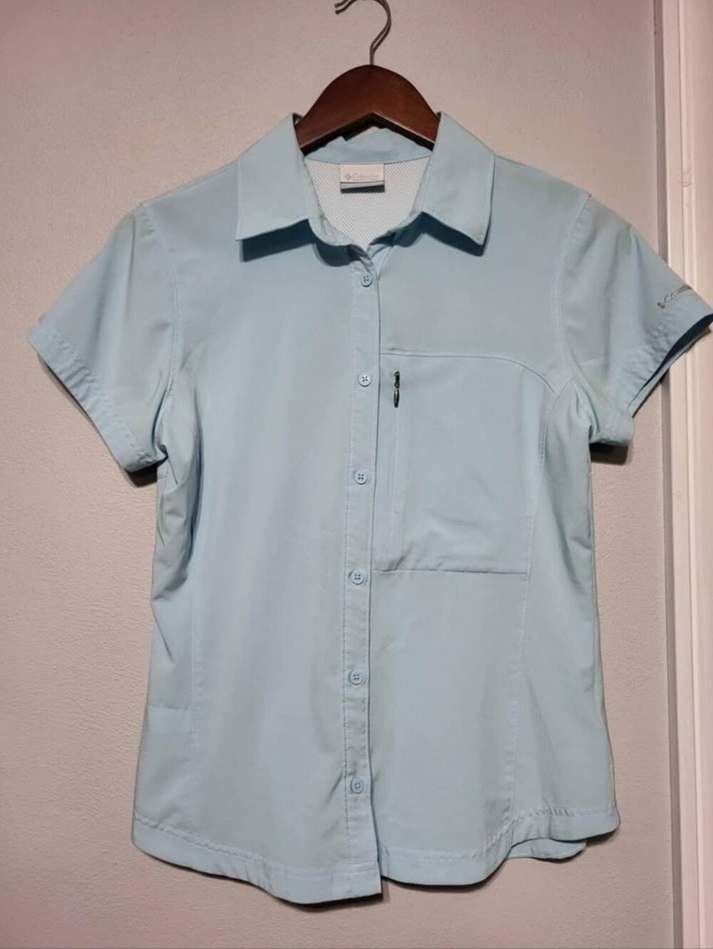 Columbia Women's Light Blue Hiking Outdoor Fishing Shirt Size X-Small
